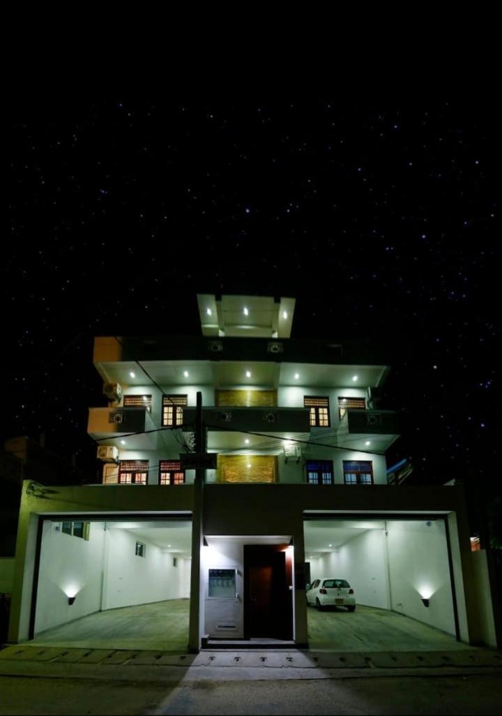 Orchidee Apartments Dehiwala-Mount Lavinia Екстер'єр фото