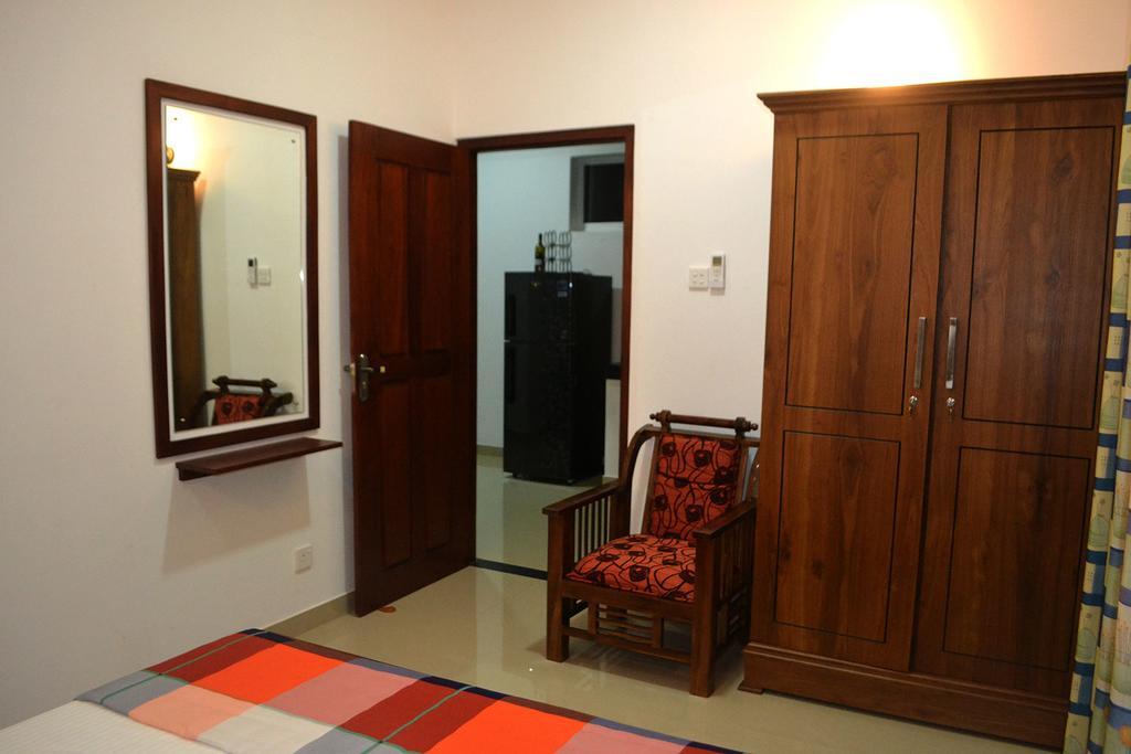 Orchidee Apartments Dehiwala-Mount Lavinia Екстер'єр фото