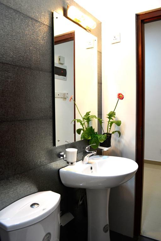 Orchidee Apartments Dehiwala-Mount Lavinia Екстер'єр фото