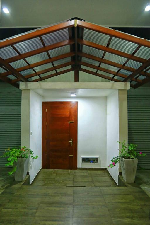 Orchidee Apartments Dehiwala-Mount Lavinia Екстер'єр фото